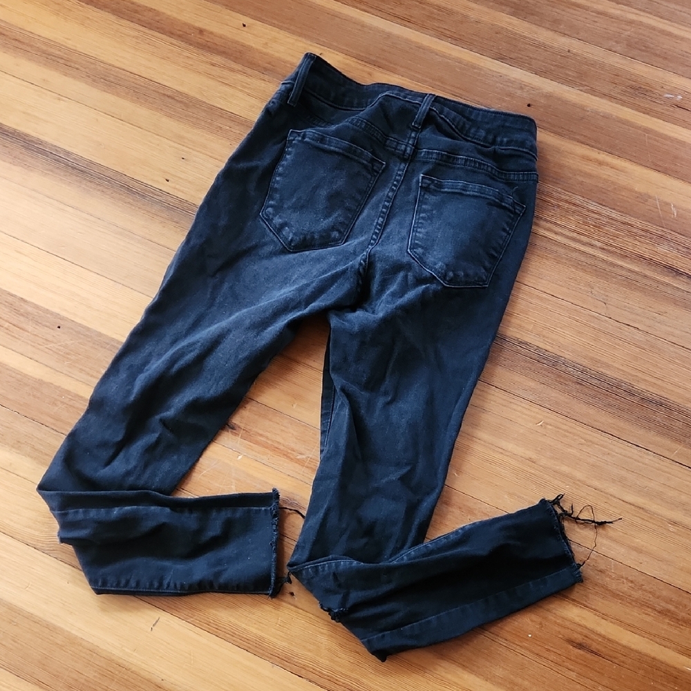 GAP Black "ROCKSTAR" Distressed Jeans - Picture 4 of 4